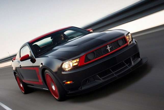 Ford-Mustang_Boss_302_Laguna_Seca_2012