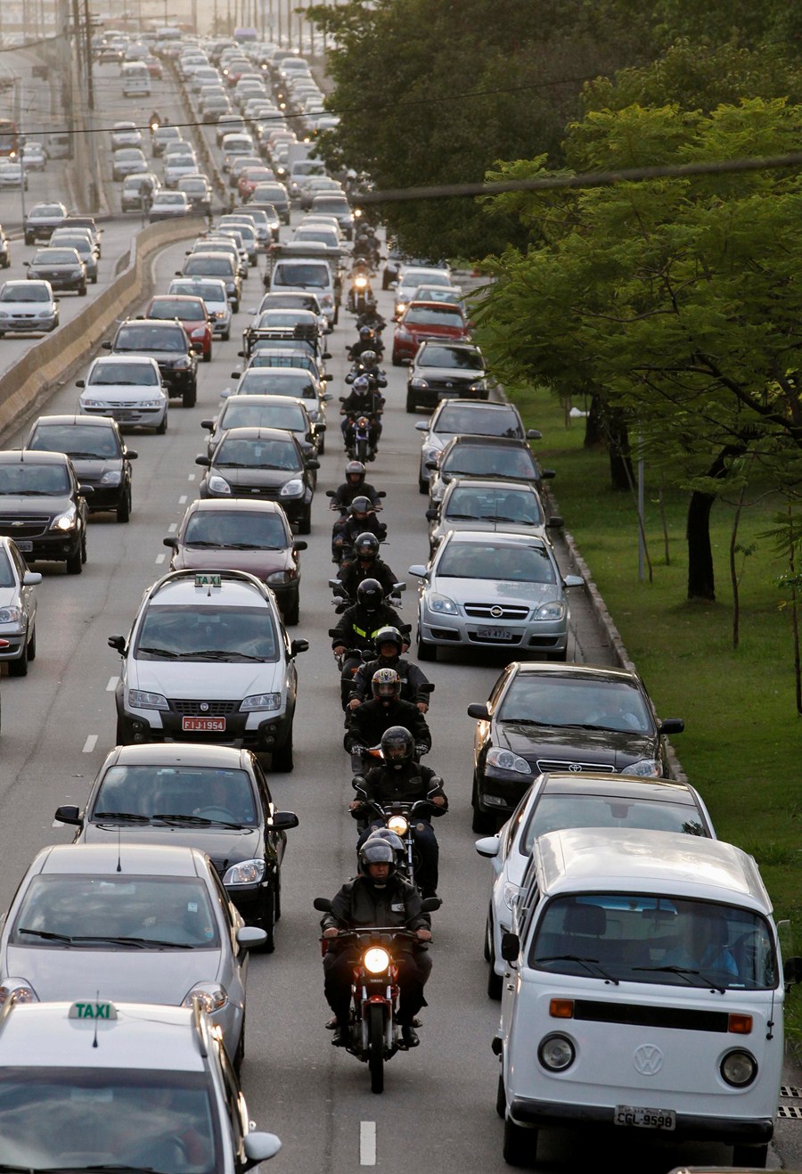 Motoboys ficam 41 dias afastados do trabalho em 2023 por conta de acidentes, aponta pesquisa