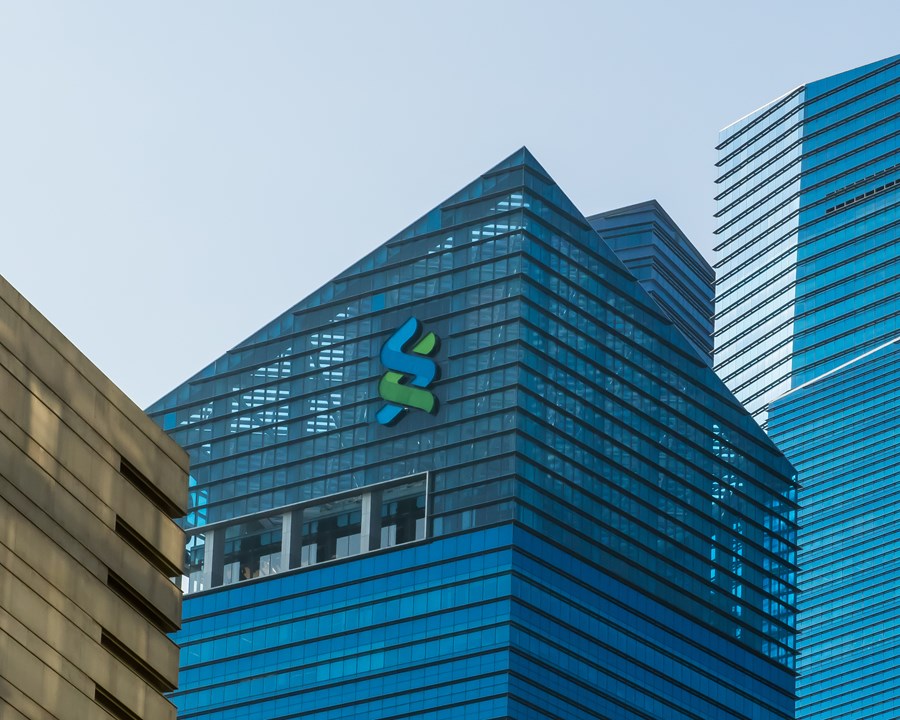 Banco inglês recomenda cripto “fora do radar” e projeta alta de mais de 600% até 2028