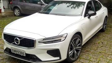 Volvo S60 hybrid híbrido