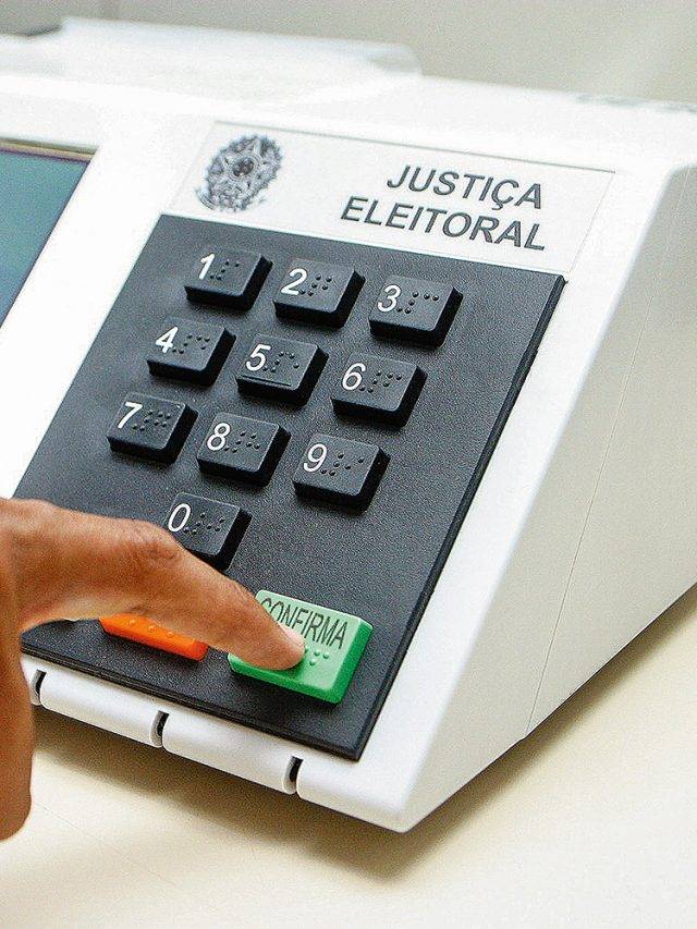 Eleitores se preparam para as eleições municipais de 2024 (Foto: Divulgação/TSE)