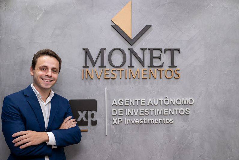 Assessor da Monet Investimentos Tiago Carrielo