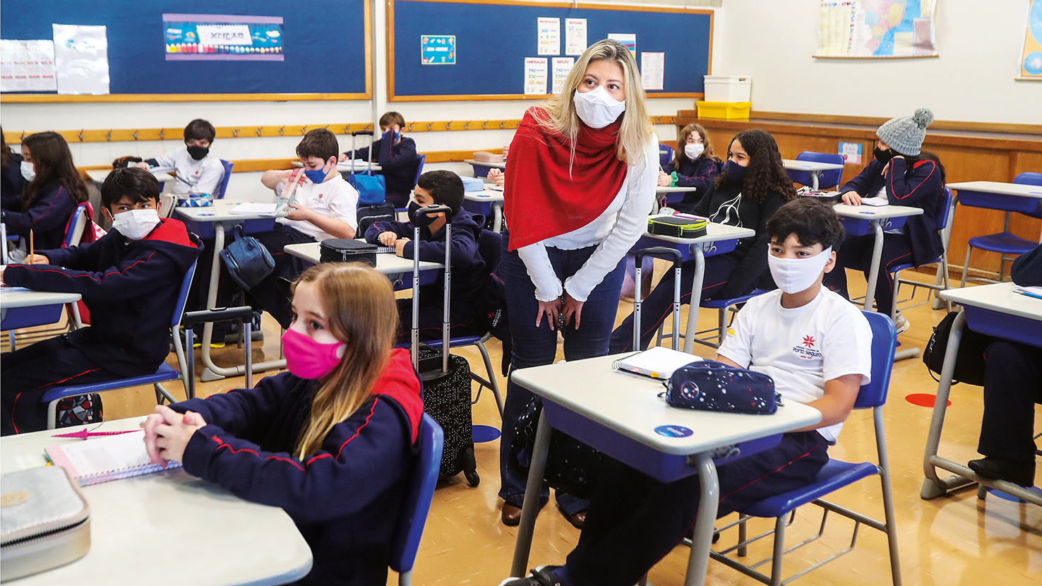Volta às aulas no segundo semestre no Colégio Porto Seguro, no bairro do Morumbi, na zona sul da capital paulista. (ALEX SILVA/ESTADÃO CONTEÚDO/AE)