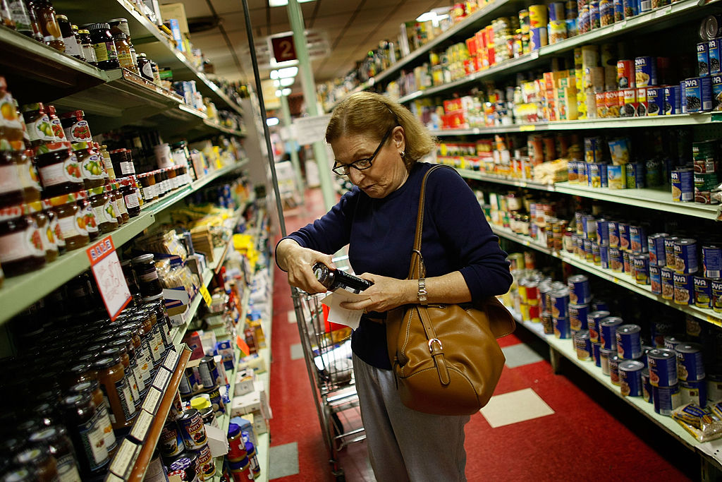 NORTH MIAMI - FEBRUARY 20:  Elinor Mantin shops for groceries at Lorenzo's Supermarket as a new government report showed that consumer prices rose  last month February 20, 2008 in North Miami, Florida. The Consumer Price Index rose 0.4 percent from increases in the cost of food, energy and health care.  (Photo by Joe Raedle/Getty Images)