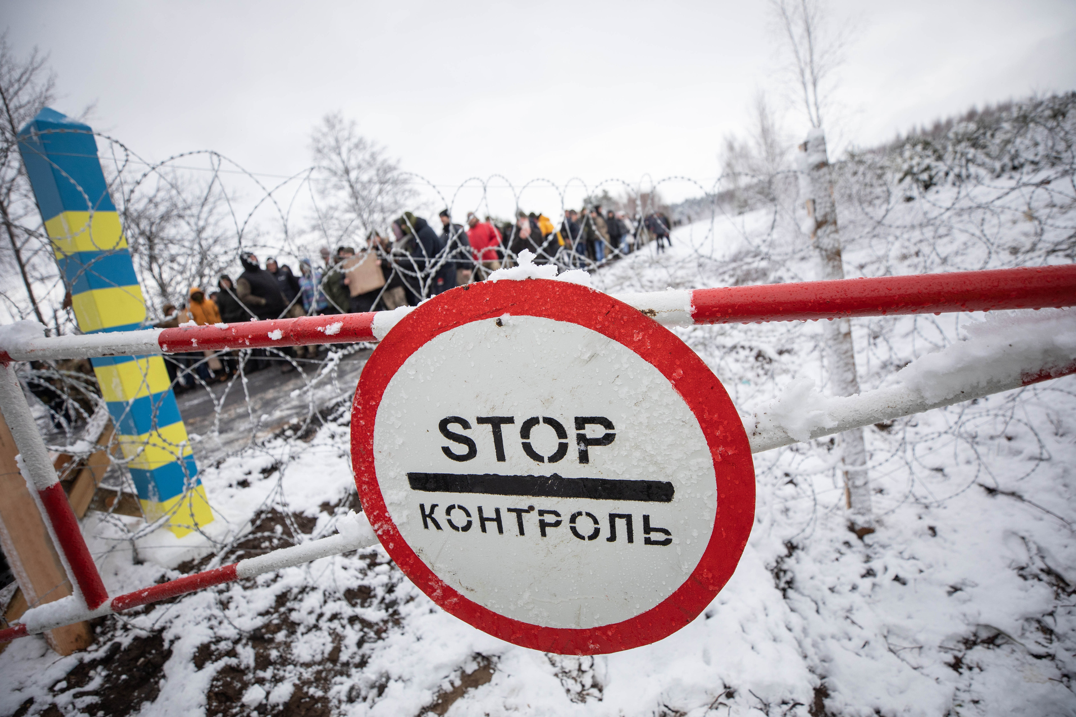 Guerra entre Rússia e Ucrânia leva onda de refugiados para a fronteira com Belarus