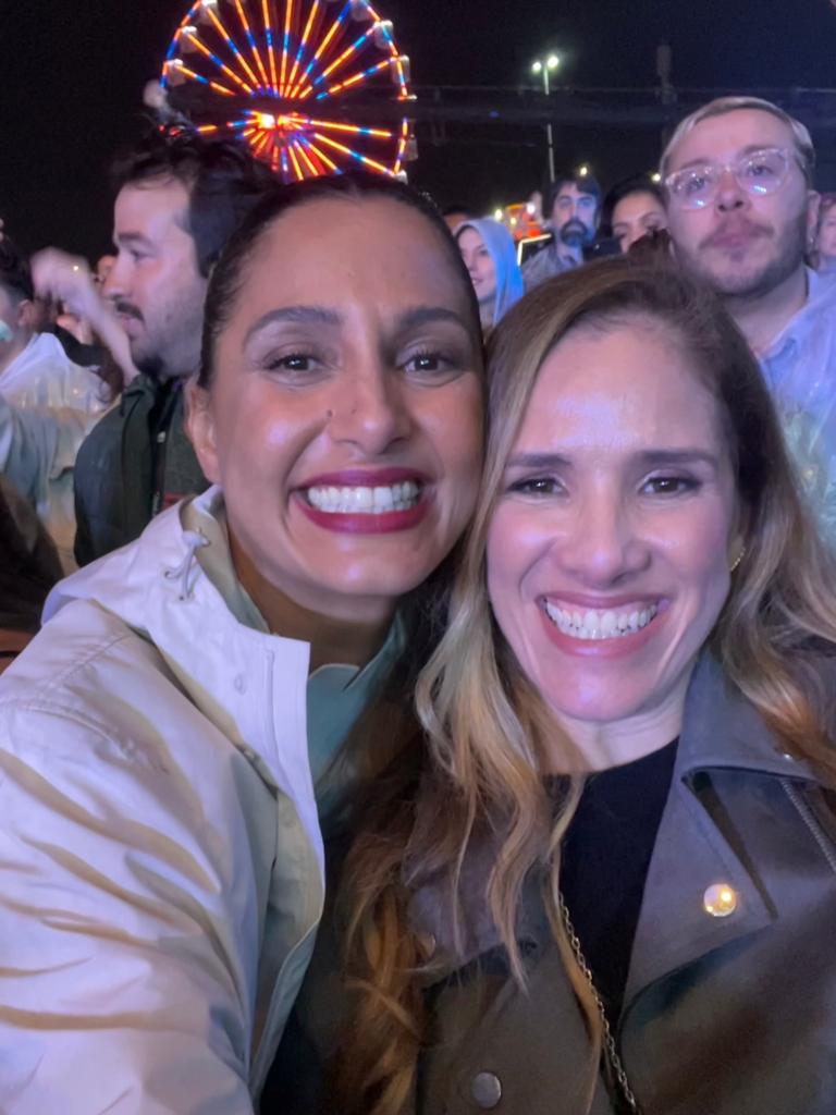 Atriz Camila Pitanga e Sigrid Guimarães, sócia-fundadora da Alocc Gestão Patrimonial