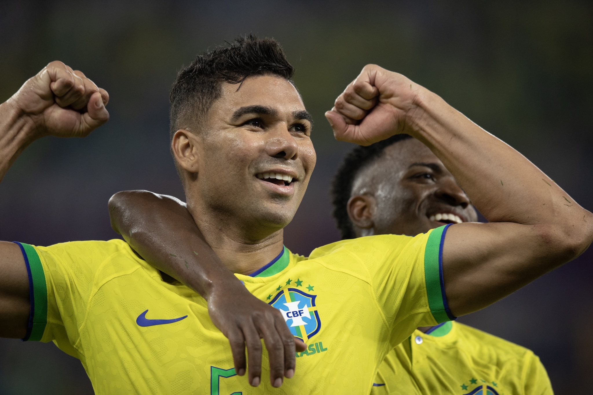 Casemiro comemora sei gol contra a Suíça, na 2ª vitória do Brasil na Copa do Mundo do Catar (Foto: Lucas Figueiredo/CBF)