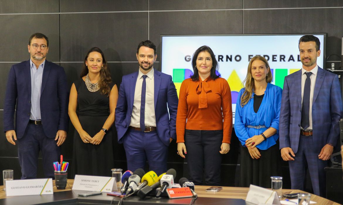 A ministra do Planejamento e Orçamento, Simone Tebet (MDB), faz anúncio do grupo de secretários da pasta (Foto: Fabio Rodrigues Pozzebom/Agência Brasil)