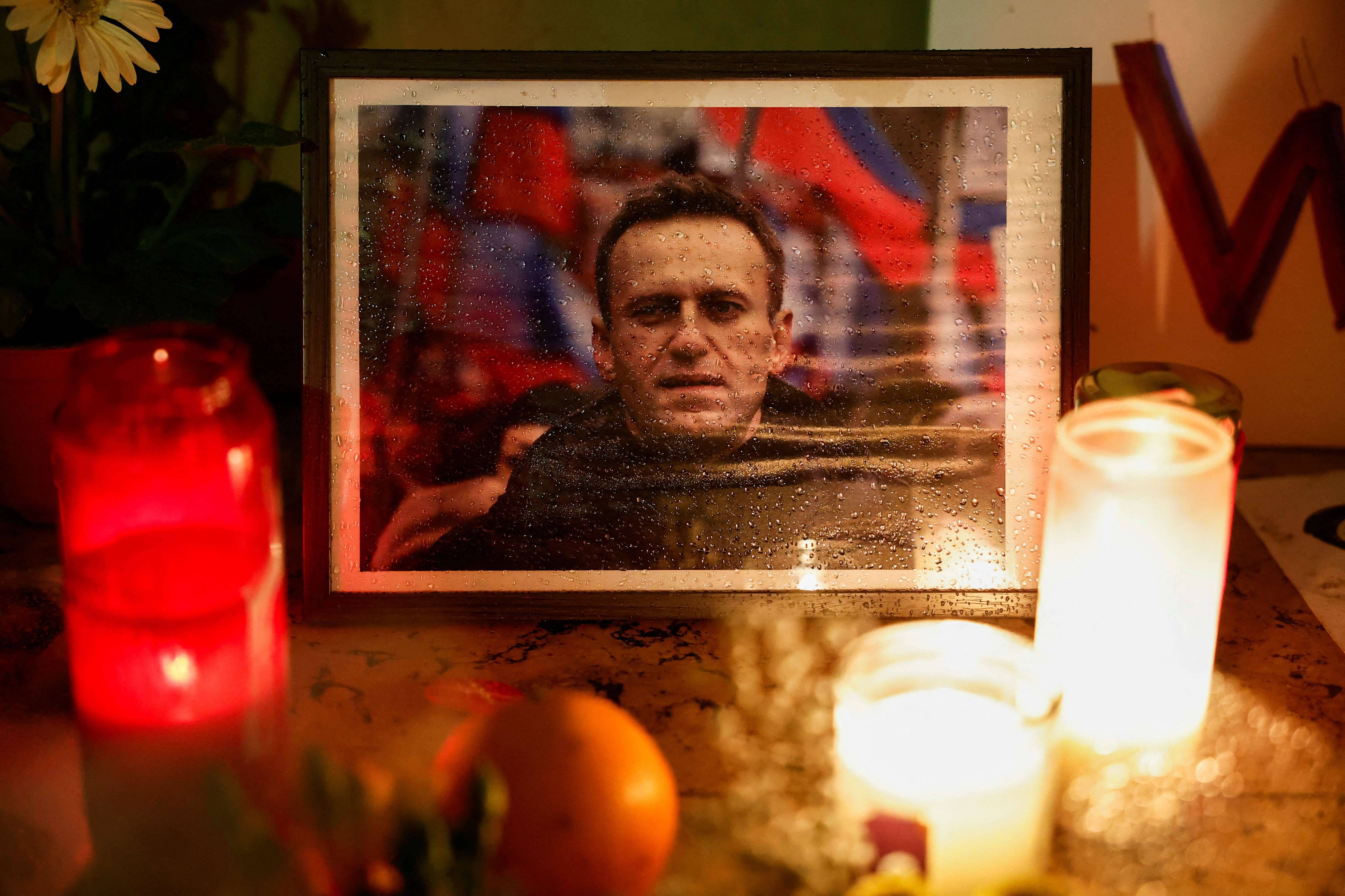 Homenagem a Alexei Navalny em Paris 19/2/2024 REUTERS/Benoit Tessier