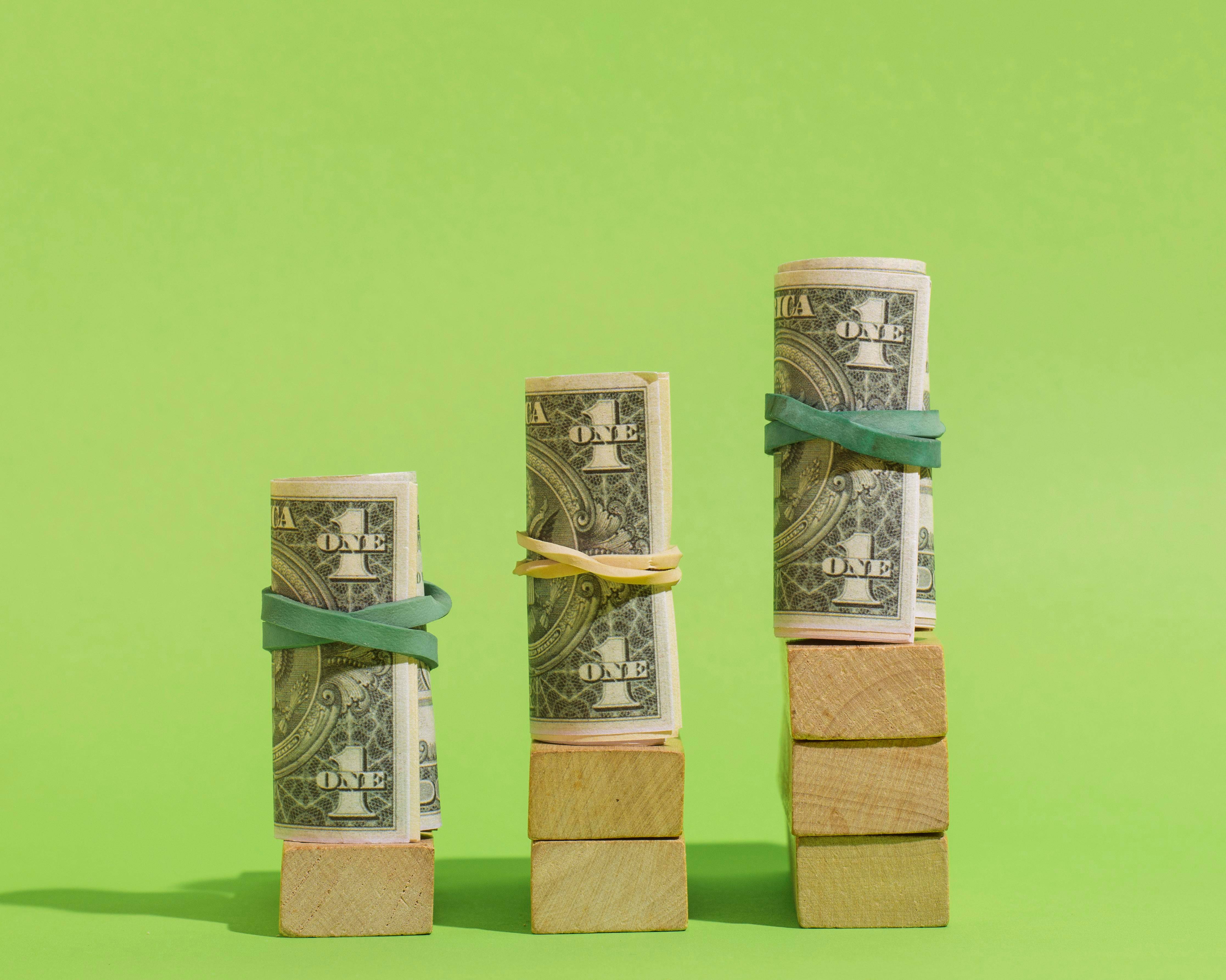 Dividendos em dólar. (Foto: Freepik)