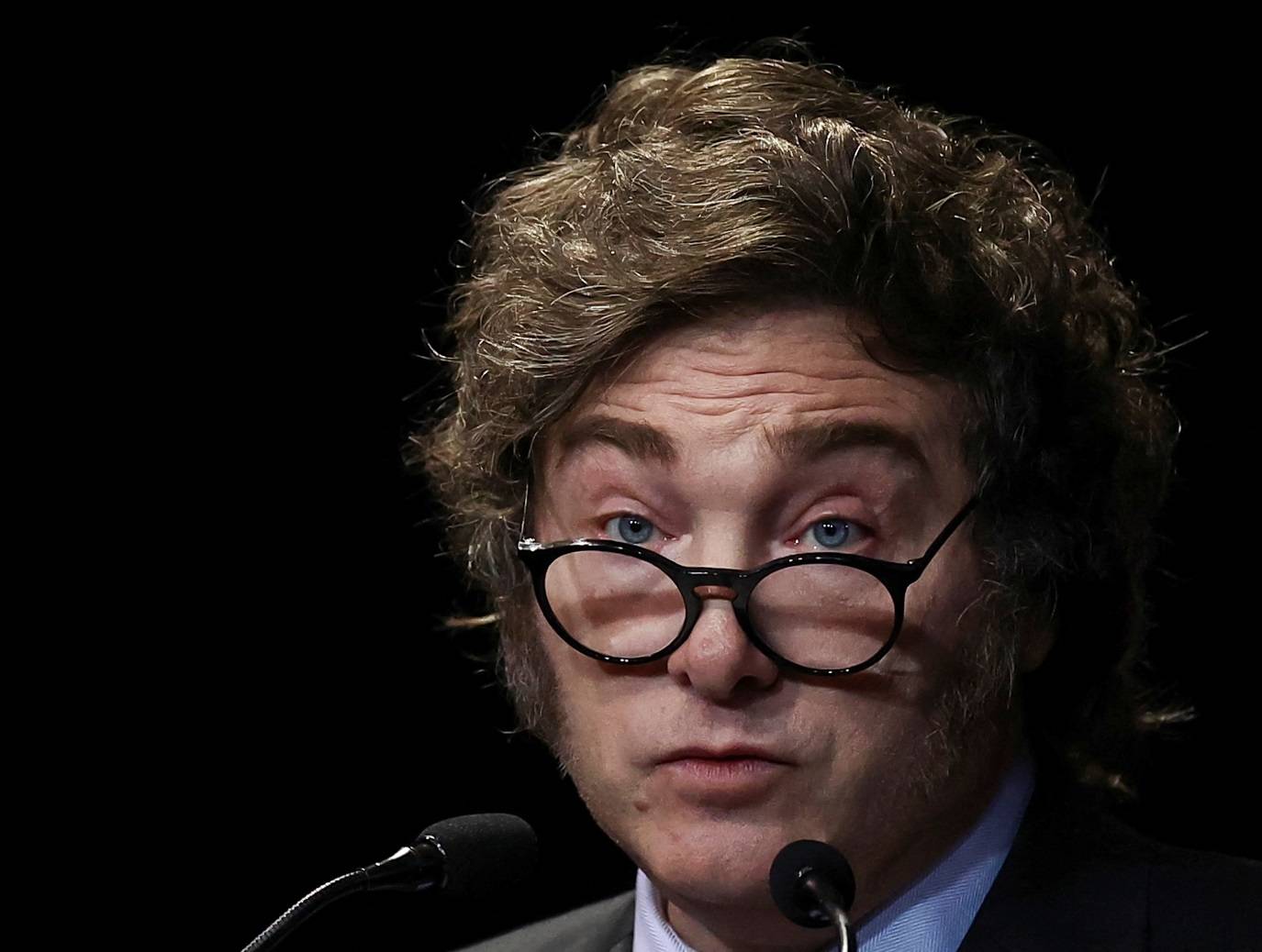 O presidente da Argentina, Javier Milei, fala em um evento de negócios, em Buenos Aires, Argentina, em 5 de junho de 2024 (REUTERS/Agustin Marcarian)