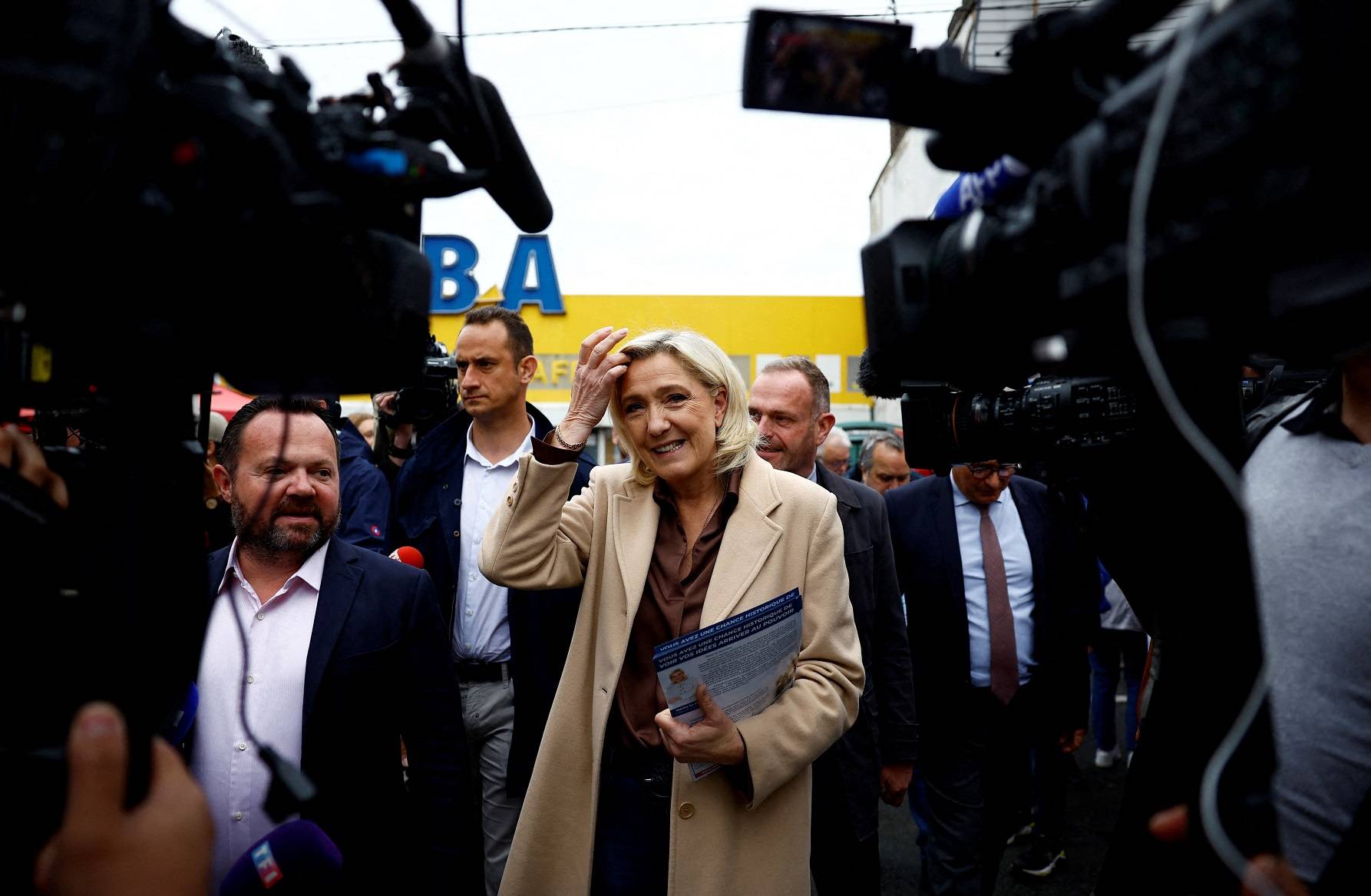 Marine Le Pen, líder do Reunião Nacional, em Henin-Beaumont, norte da França
 14/6/2024    REUTERS/Sarah Meyssonnier