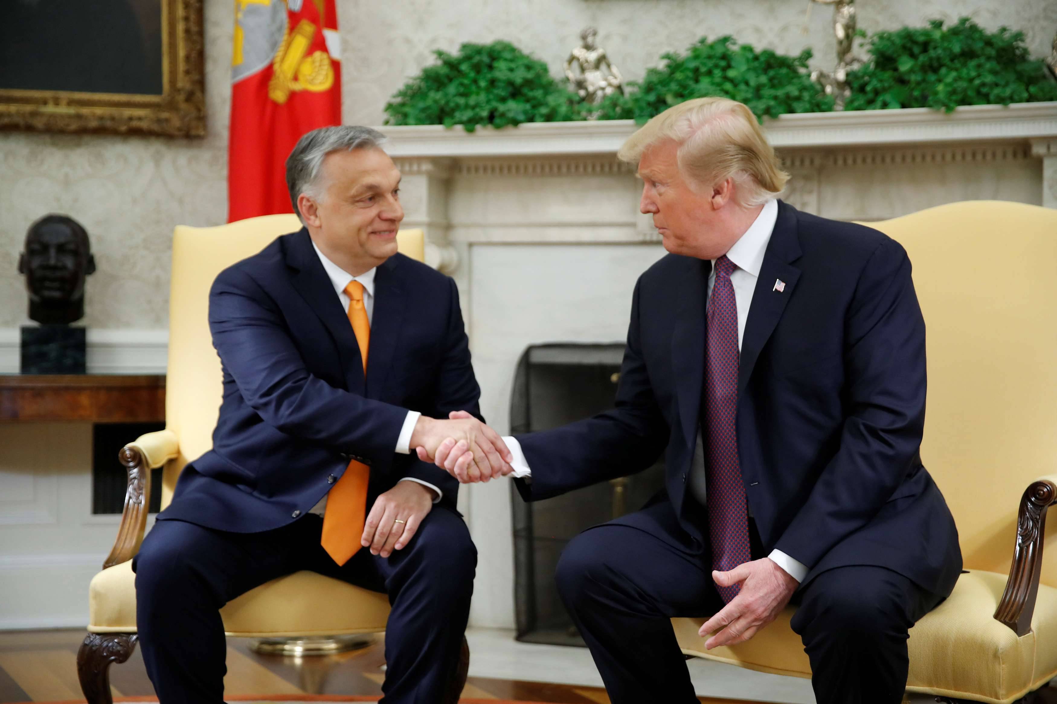 Donald Trump e Viktor Orbán em Washington  - 13/5/2019 (Foto: Carlos Barria/Reuters)