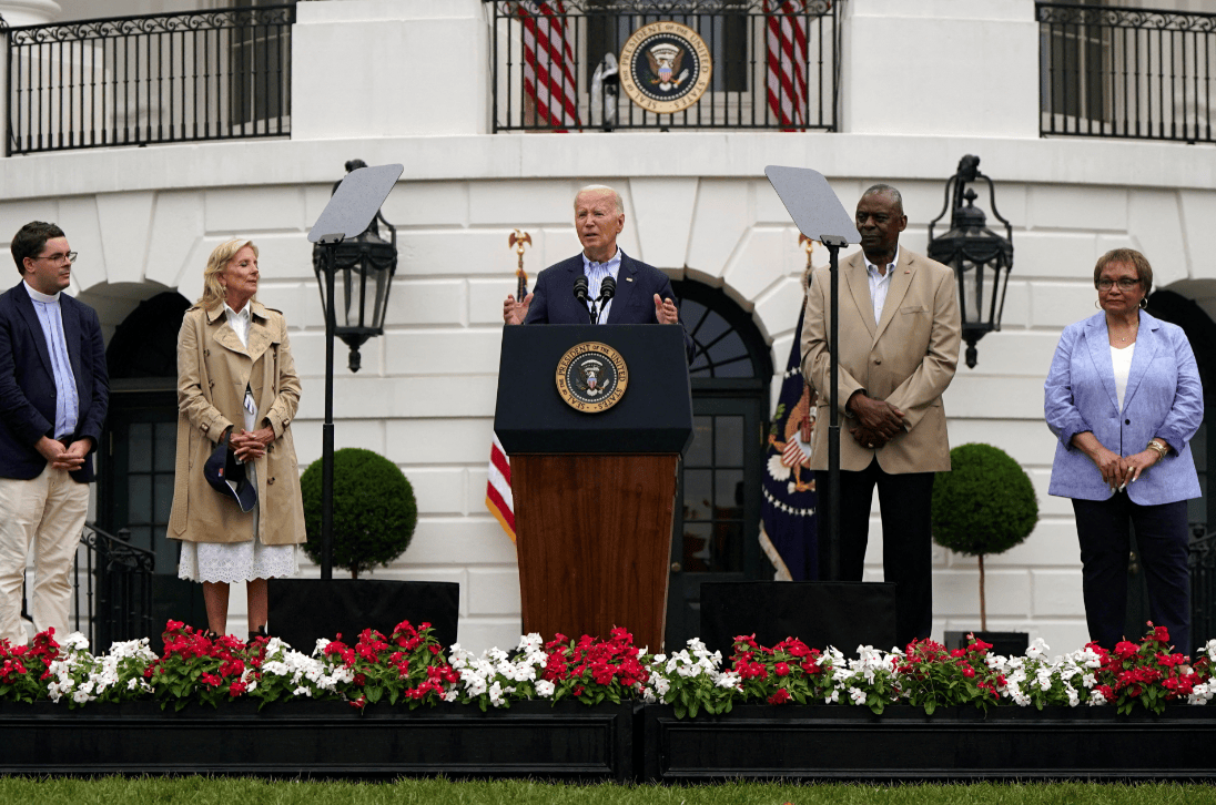 Joe Biden faz breve pronunciamento na Casa Branca 04/07/2024 REUTERS/Elizabeth Frantz


