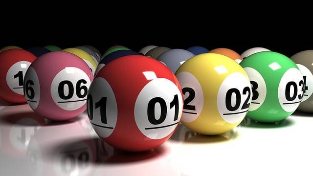 Bolinhas coloridas de loteria
