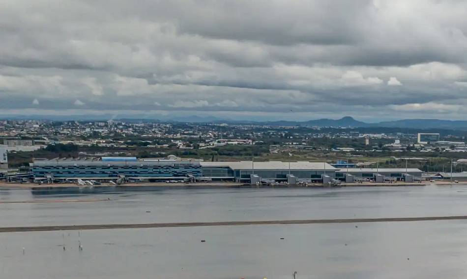 Aeroporto Salgado Filho, em Porto Alegre (Rafa Neddermeyer/Agência Brasil)