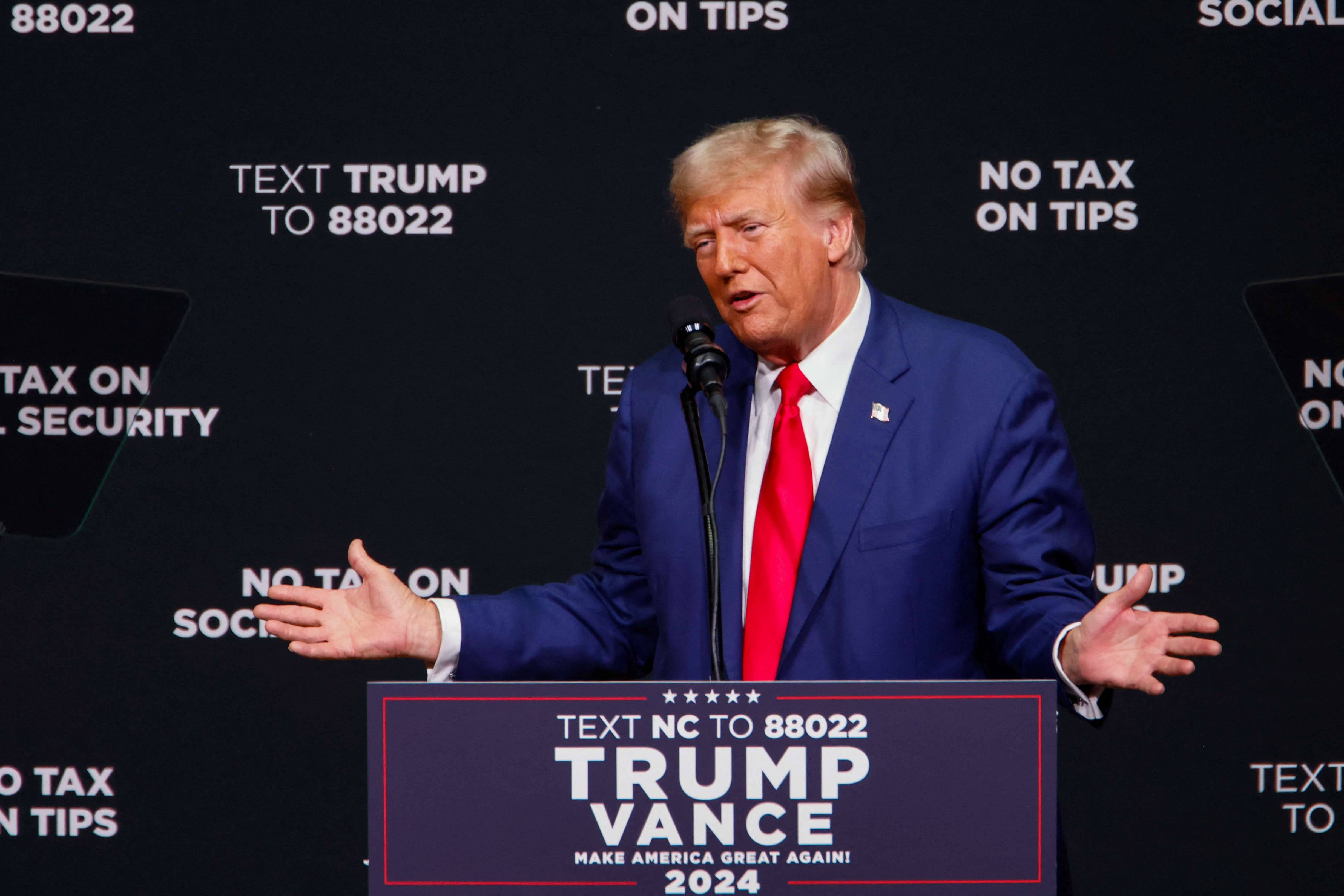 O ex-presidente Donald Trump em evento de campanha na Carolina do Norte - 14/08/2024 (Foto: Jonathan Drake/Reuters)