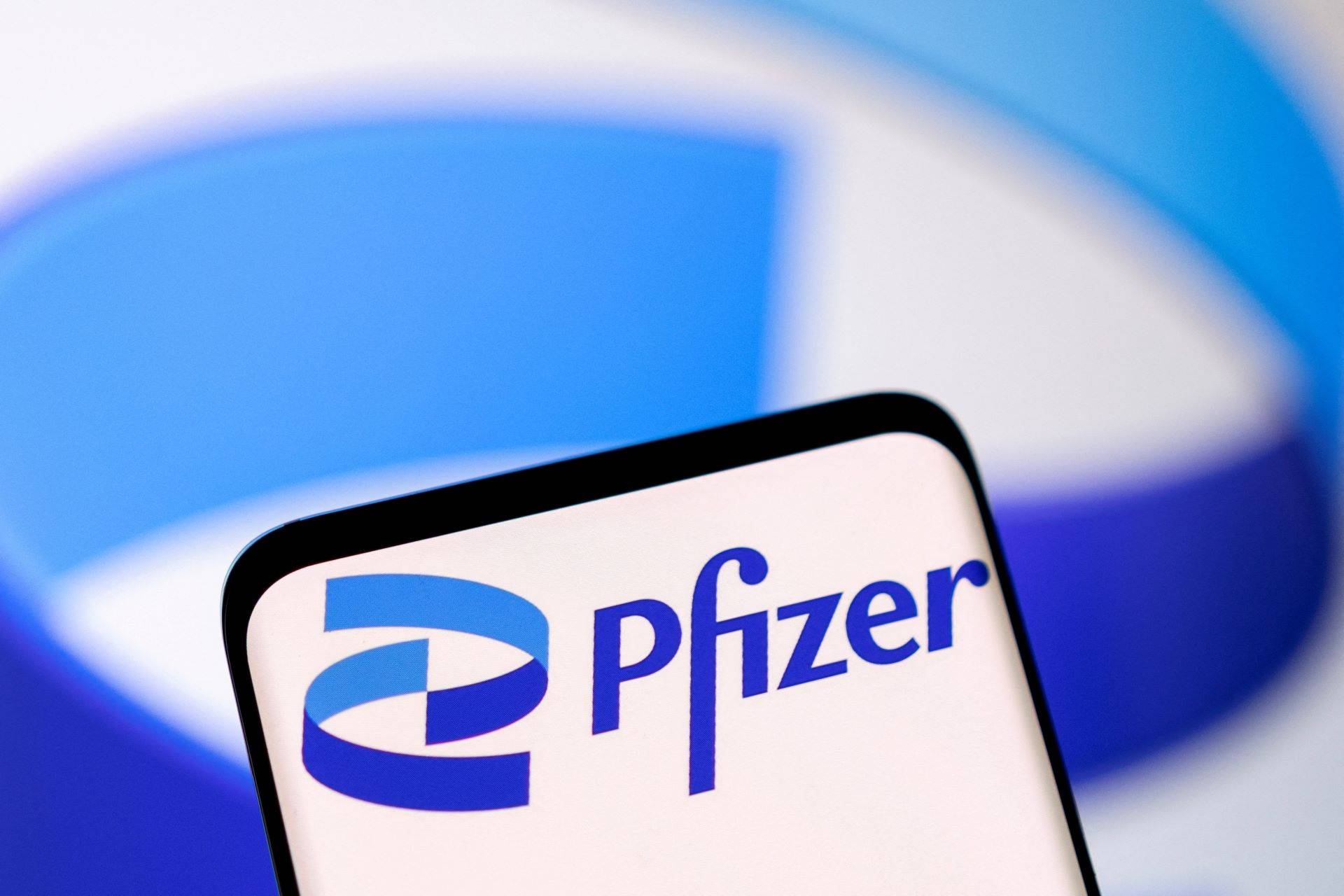 Ilustração do logo da Pfizer (Reuter/Dado Ruvic/Ilustração/Foto de Arquivo)