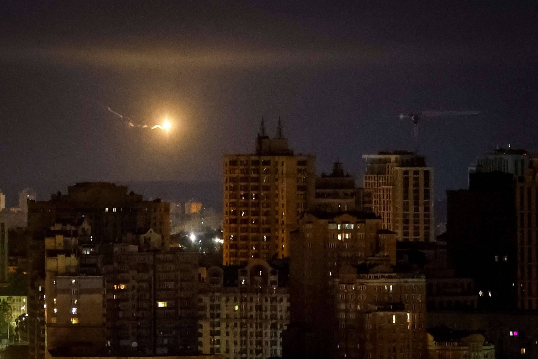 Explosão de drone russo durante ataque em Kiev, na Ucrânia - 30/09/2024 (Foto: Gleb Garanich/Reuters)