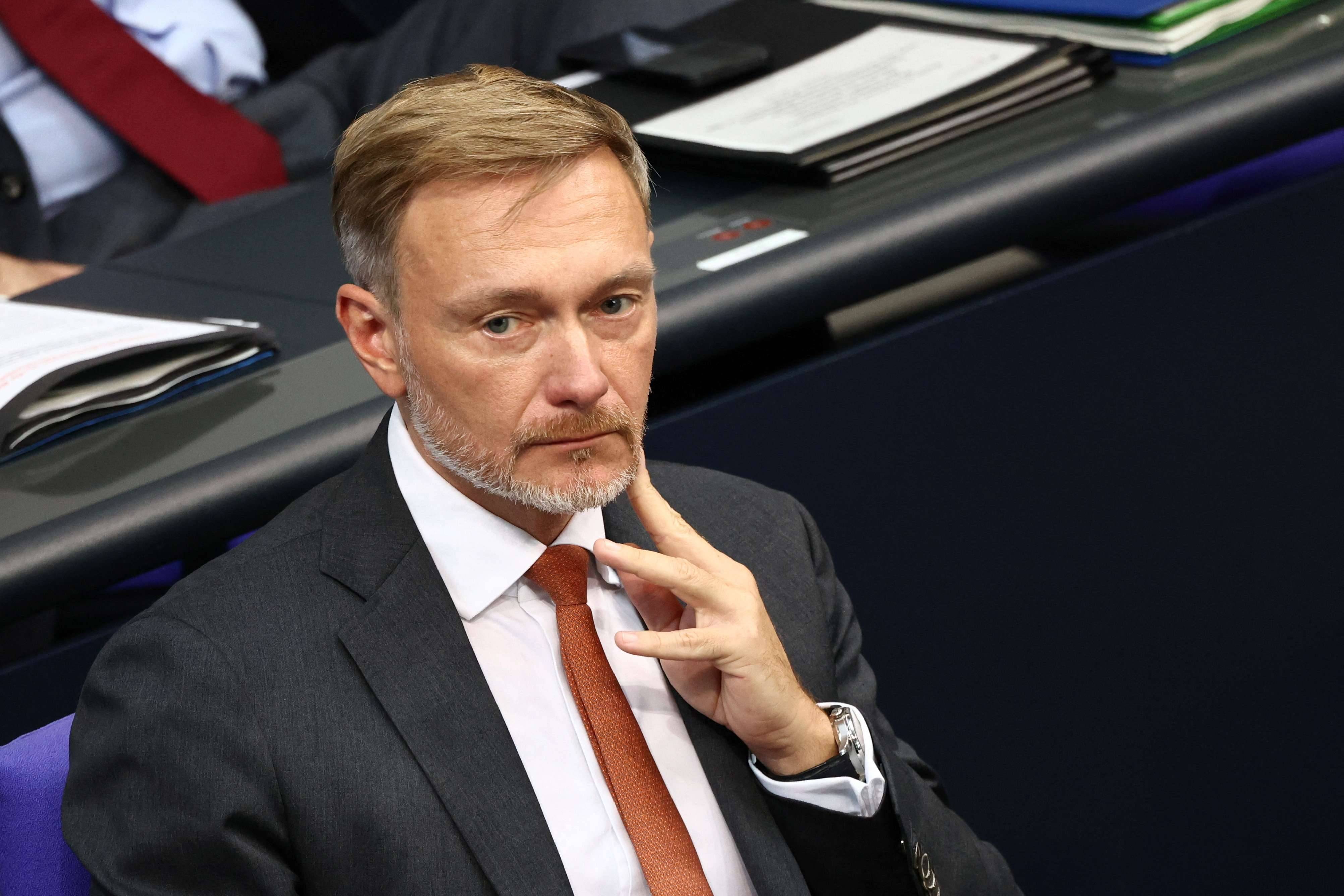 O ministro das Finanças da Alemanha, Christian Lindner, no Parlamento alemão, em Berlim - 25/09/2024 (Foto: Liesa Johannssen/Reuters)