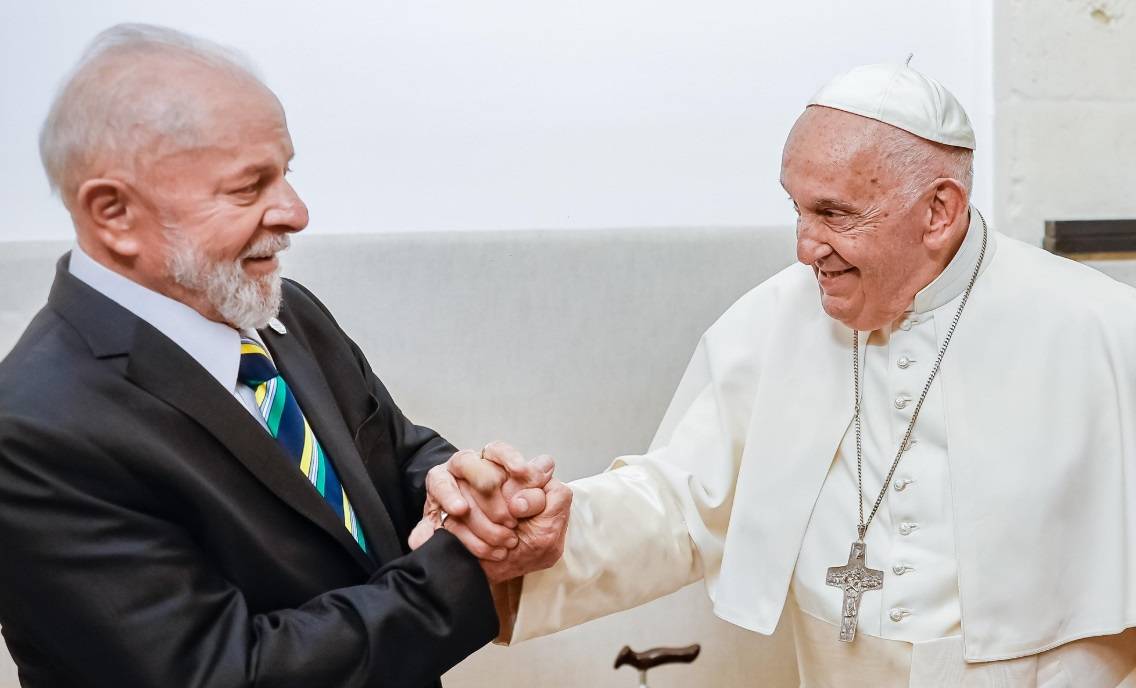 O presidente Luiz Inácio Lula da Silva (PT) e o papa Francisco (Foto: Ricardo Stuckert/PR)