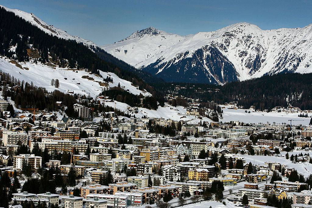A estação de esqui alpina de Davos, onde o Fórum Econômico Mundial acontece na Suíça (Jeff J Mitchell/Getty Images)

