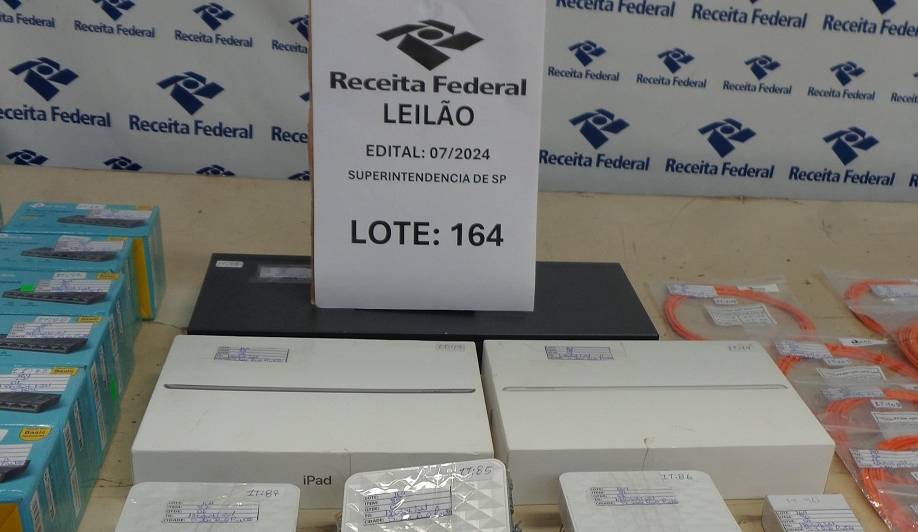 iPads disponíveis no leilão da Receita Federal (Divulgação)