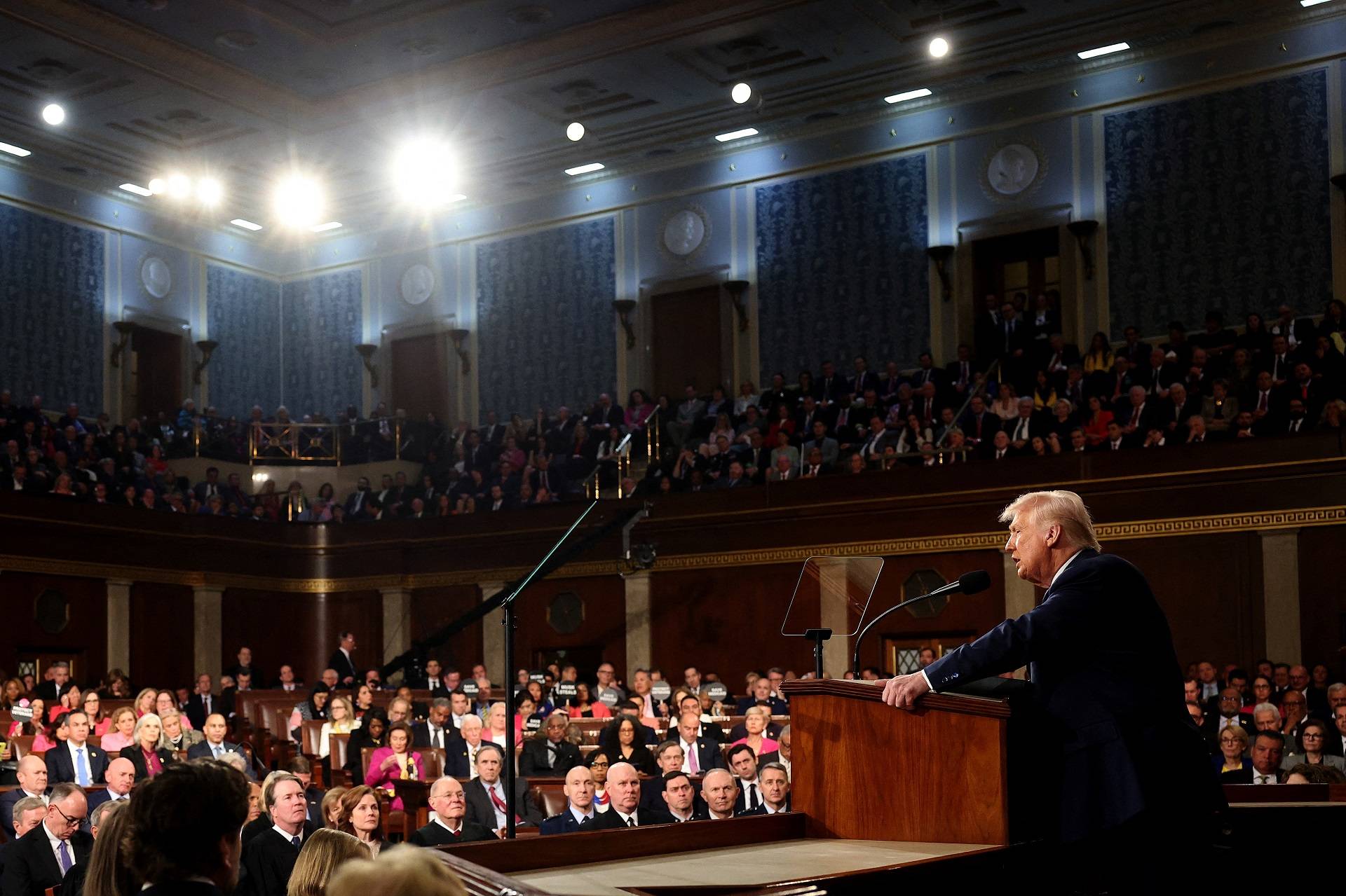 WASHINGTON, DC - 04 DE MARÇO: O presidente dos EUA, Donald Trump, discursa em uma sessão conjunta do Congresso no Capitólio dos EUA em 04 de março de 2025 em Washington, DC. Win McNamee/Pool via REUTERS