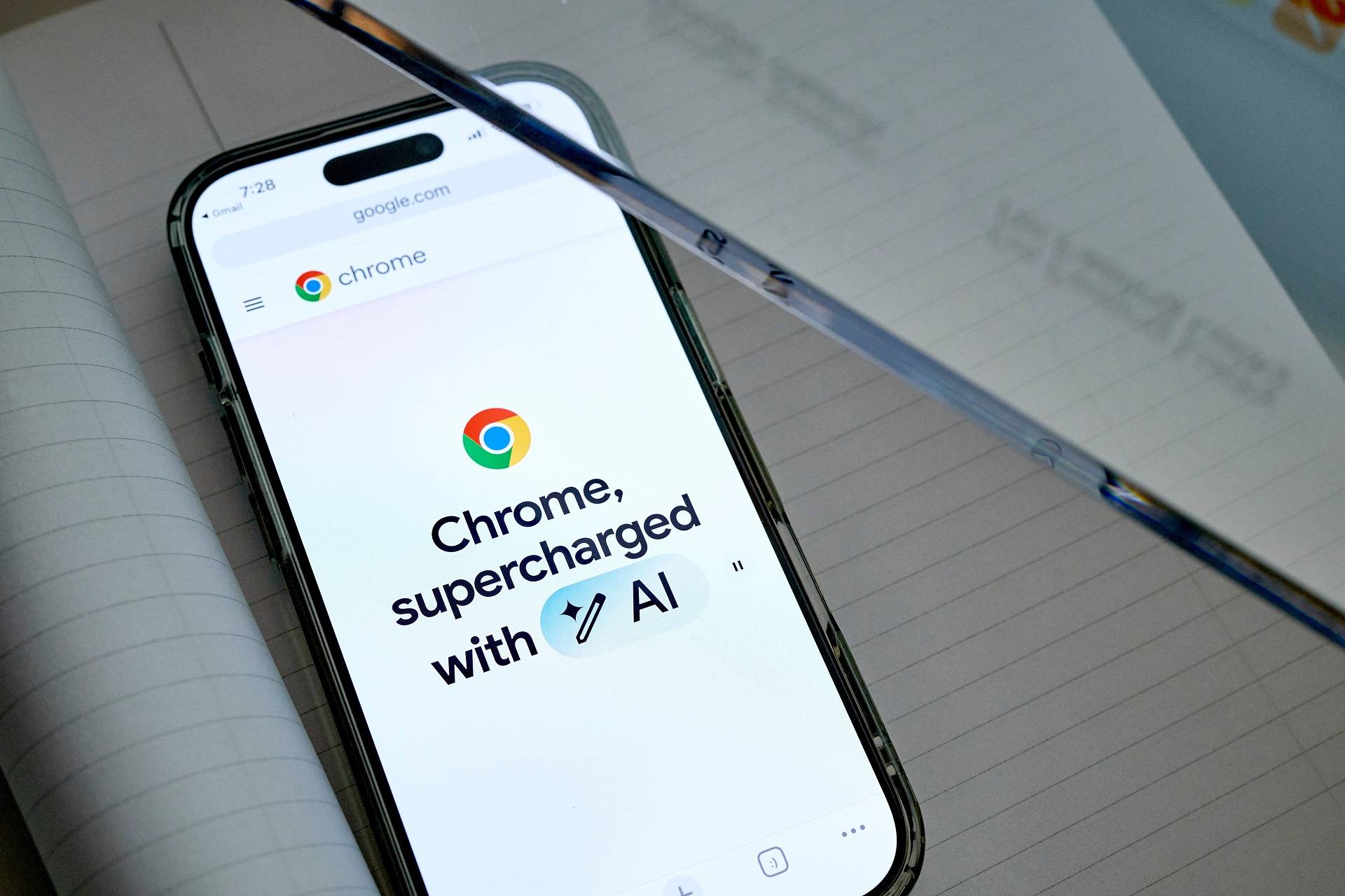 O site do Google Chrome em um smartphone organizado no bairro de Queens, em Nova York, EUA, na terça-feira, 19 de novembro de 2024. (Foto: Gabby Jones/Bloomberg)