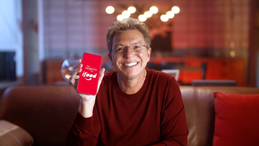Boninho no iFood (Divulgação)