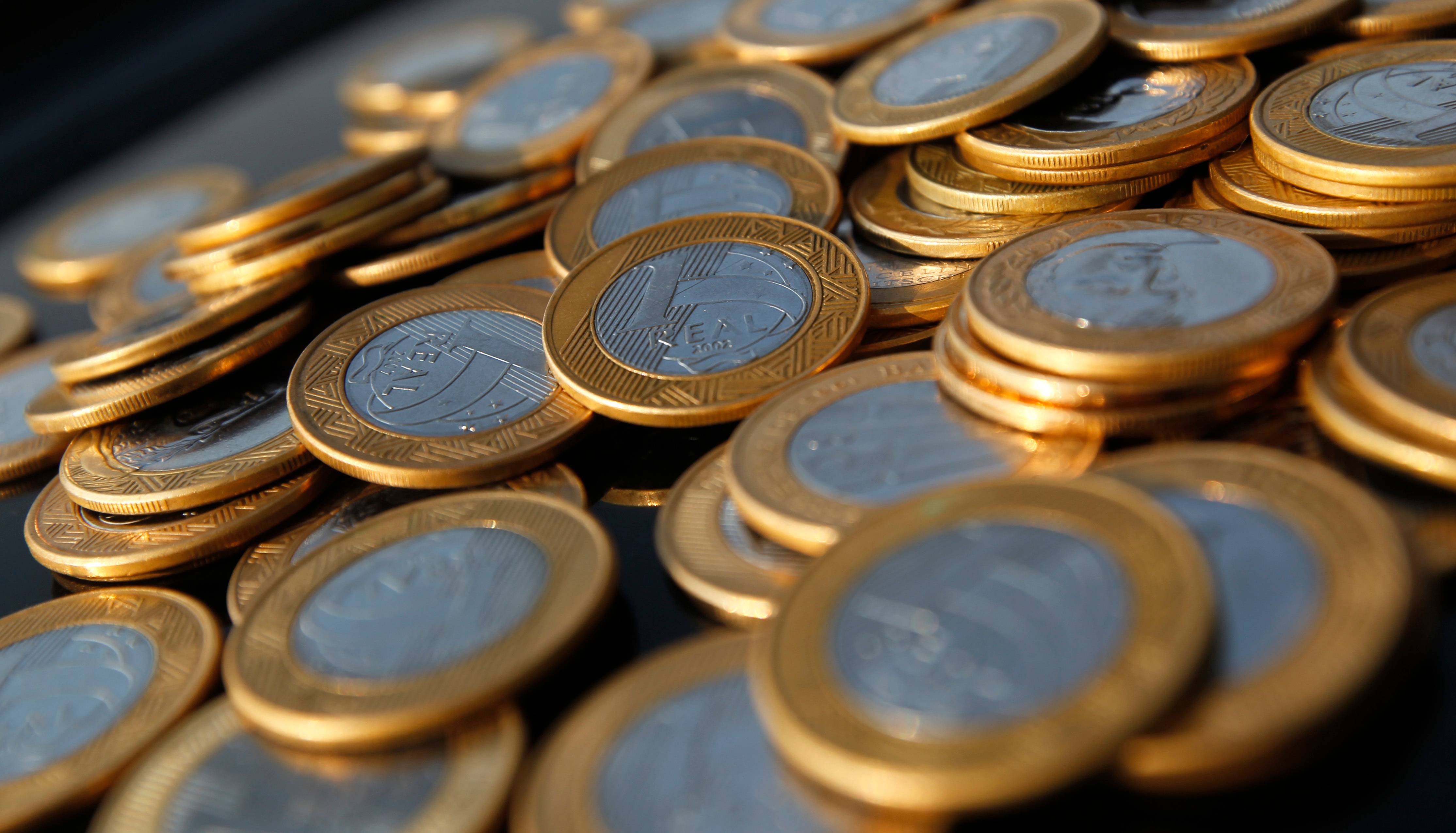 Imagem ilustrativa de moedas de 1 real - 
15/10/2010 
(Foto: REUTERS/Bruno Domingos)