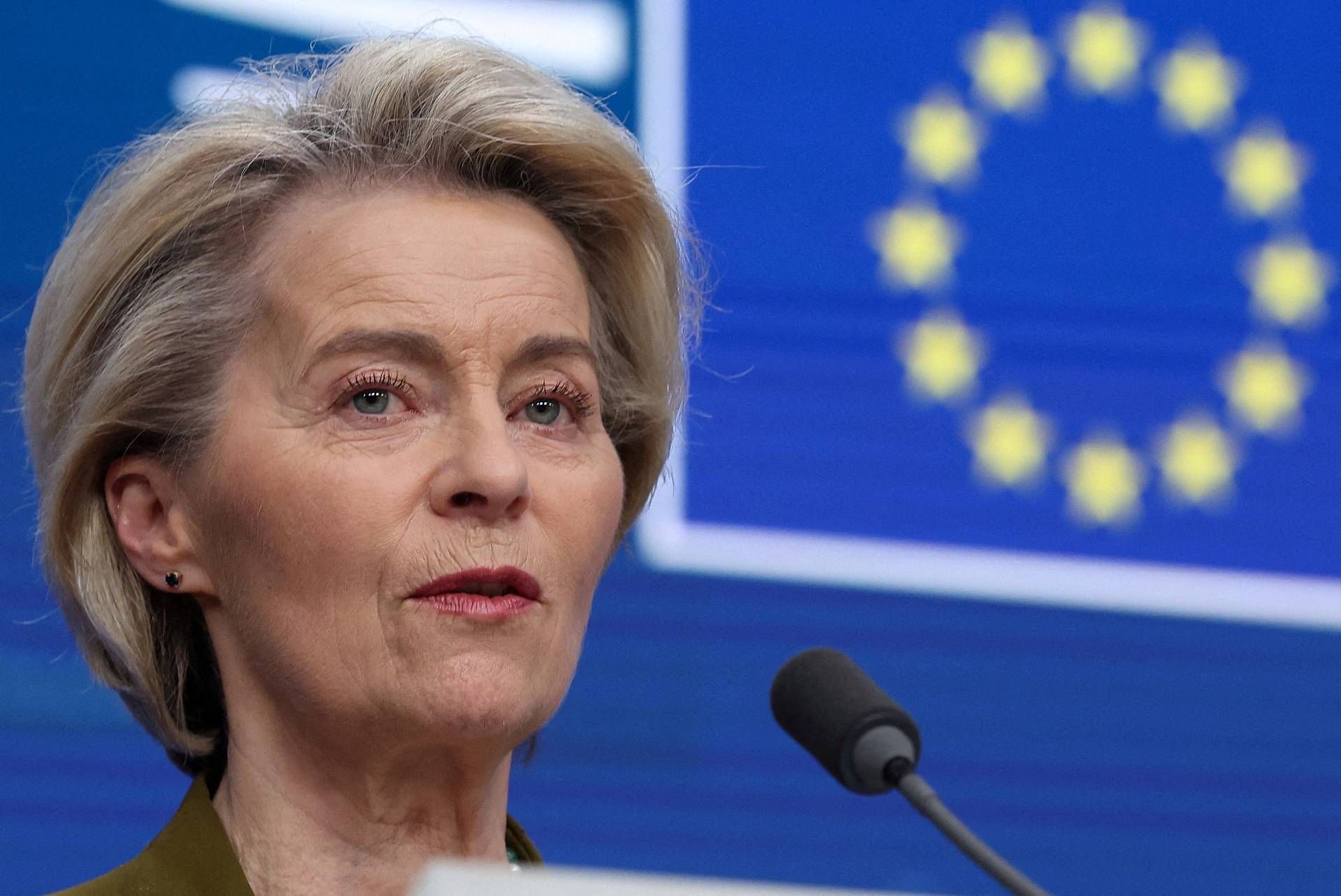 Ursula Von der Leyen em Bruxelas
 20/3/2025   REUTERS/Yves Herman