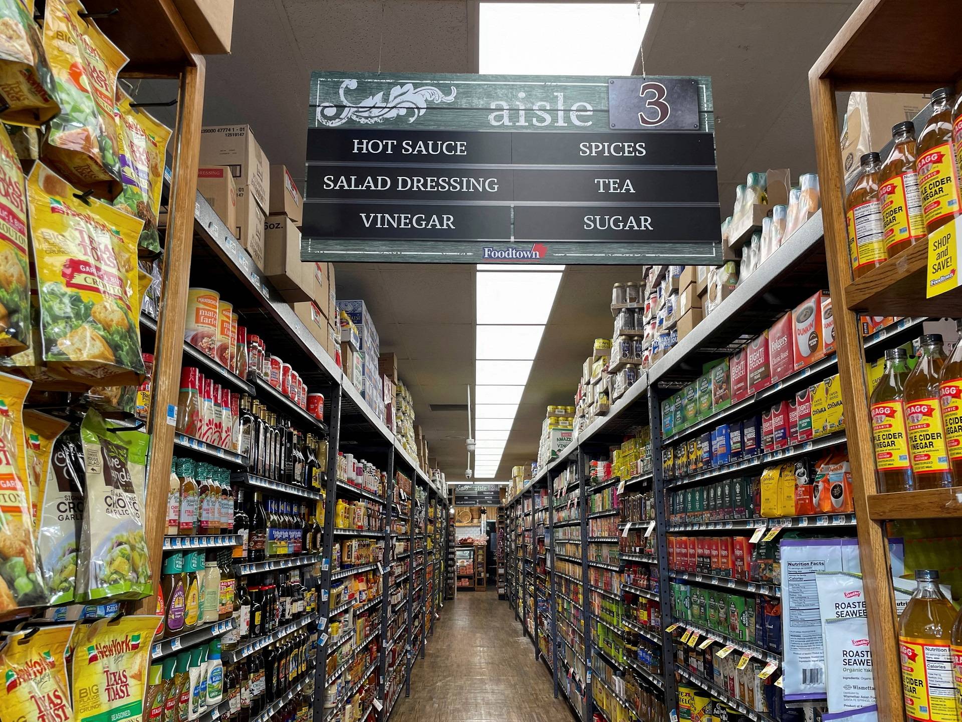Corredor de mercado em Nova York, nos EUA
26/02/2025
REUTERS/Siddharth Cavale