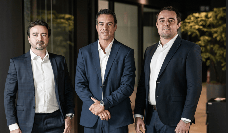 Henrique Jameli, Thiago Penna e Augusto César Carsalade da 3A RIVA, escritório de investimentos (Foto: divulgação)