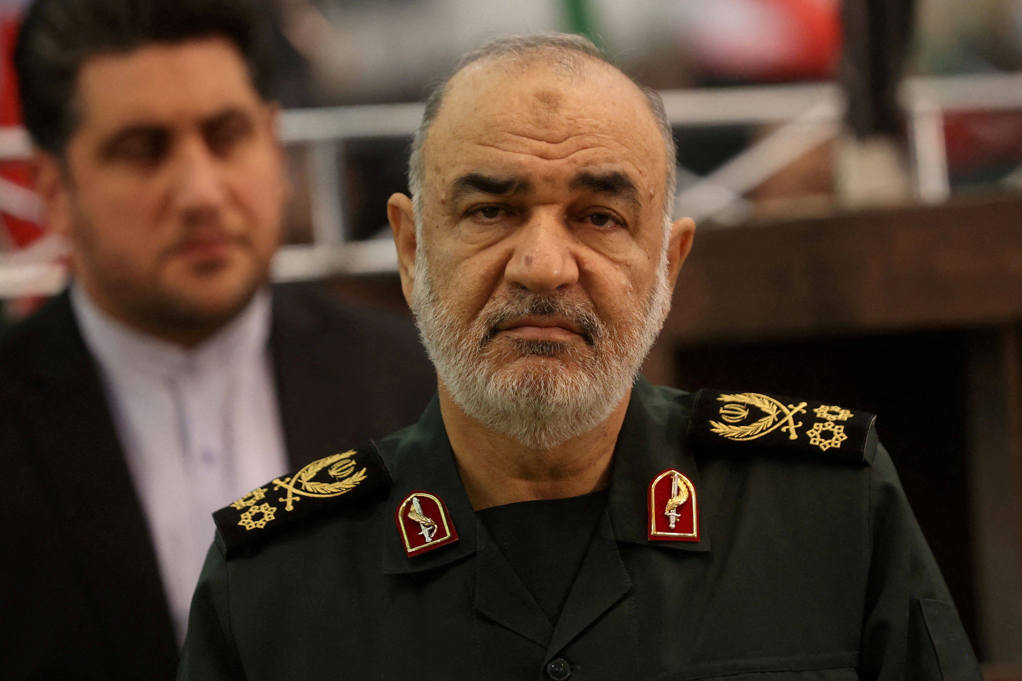 O comandante-chefe da Guarda Revolucionária Islâmica (IRGC), major-general Hossein Salami, participa de uma cerimônia em Teerã, Irã, em 3 de janeiro de 2023, para marcar o terceiro aniversário da morte do alto comandante militar iraniano general Qassem Soleimani, em um ataque dos EUA. Majid Asgaripour/WANA (Agência de Notícias da Ásia Ocidental) via REUTERS