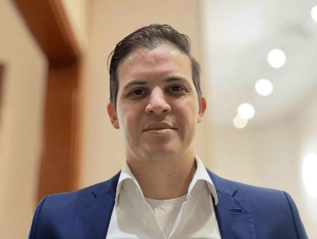 John Nicholson Taves Jr., assessor de investimentos na InvestSmart