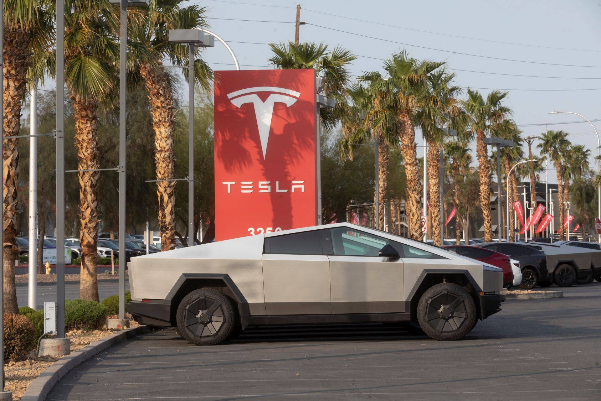 Uma concessionária da Tesla em Las Vegas - 29/03/2025 (Foto: Mikayla Whitmore/The New York Times)