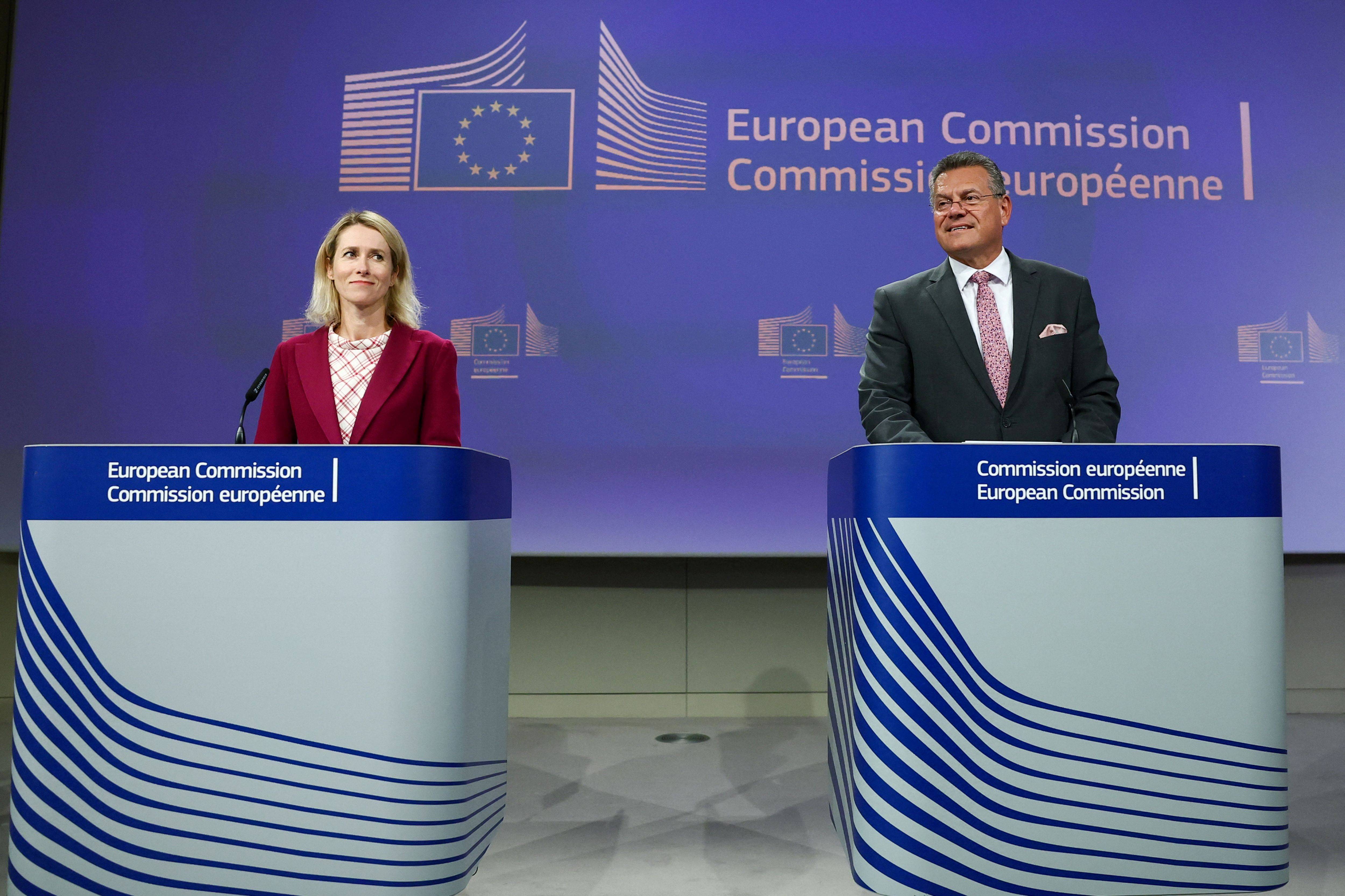 Kaja Kallas e Maros Sefcovic, da União Europeia, em Bruxelas 3/9/2025 REUTERS/Yves Herman