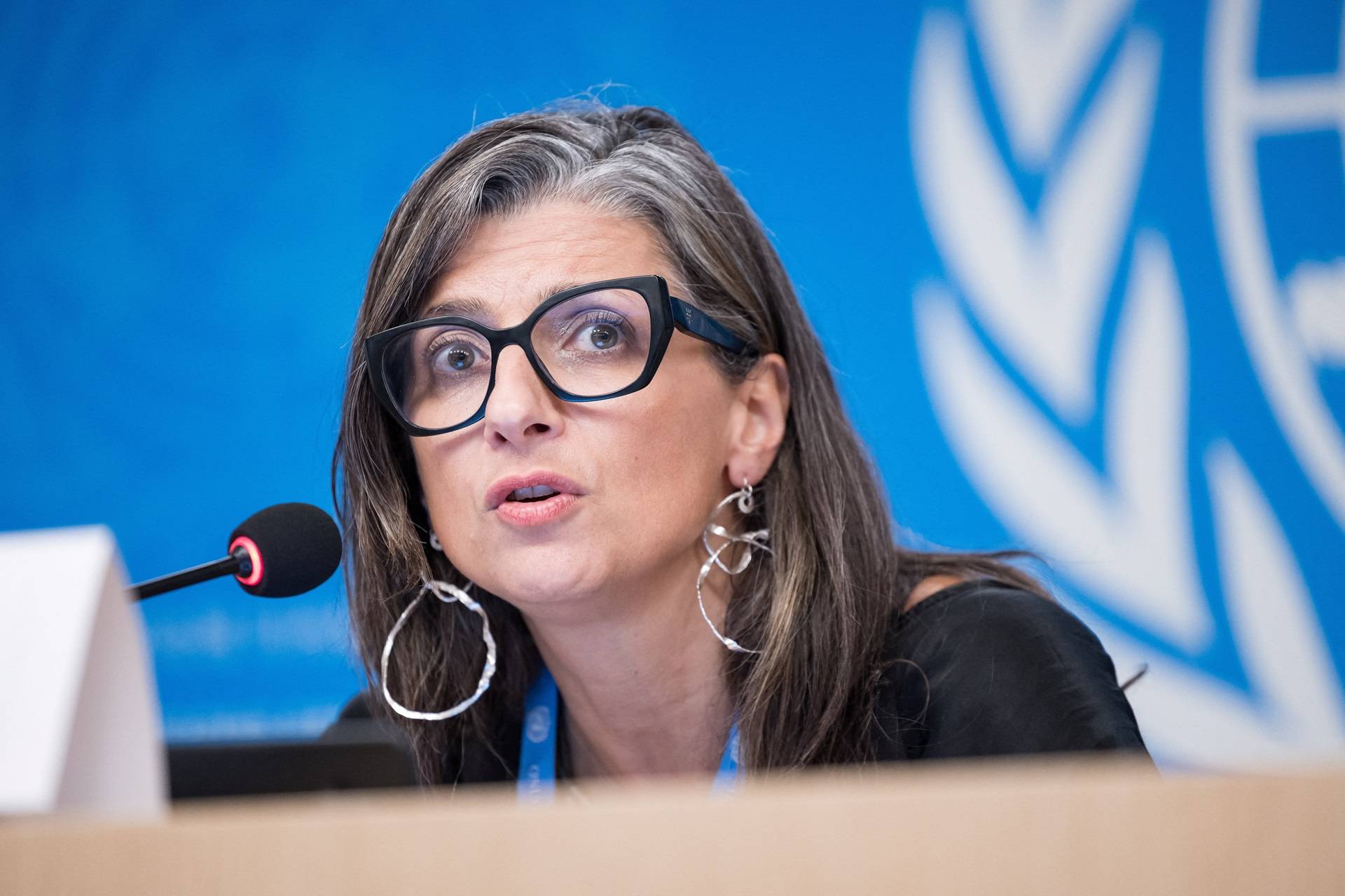 Realtora especial da ONU para os direitos humanos nos territórios palestinos ocupados, Francesca Albanese, durante entrevista coletiva em Genebra
15/09/2025 REUTERS/Pierre Albouy