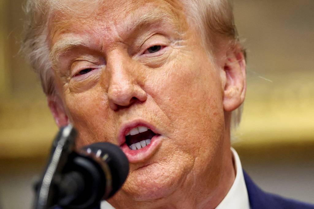 O presidente dos Estados Unidos, Donald Trump, faz um anúncio na Casa Branca, em Washington, D.C., EUA, 22 de setembro de 2025. REUTERS/Kevin Lamarque

