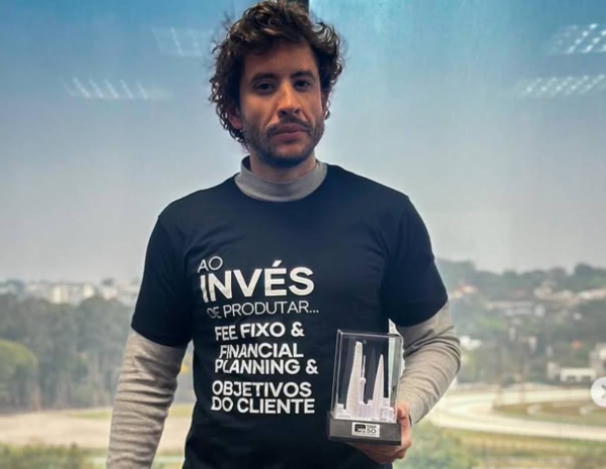 A imagem mostra Henrique Silva, da Invés; crédito: divulgação.