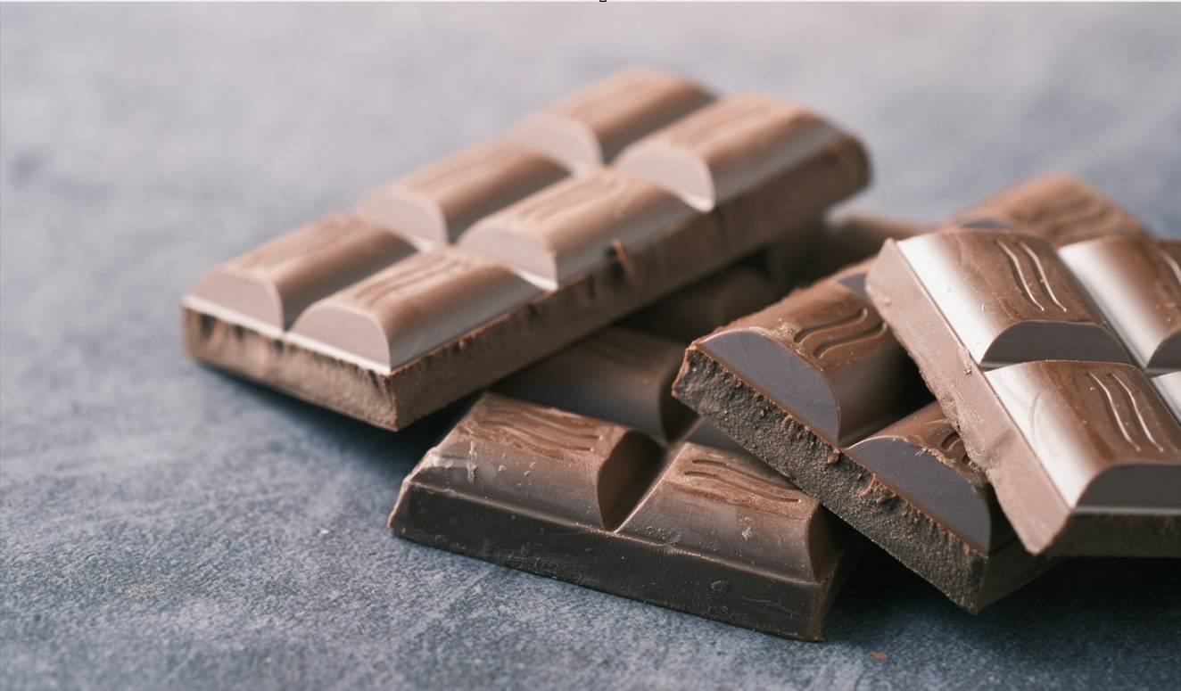 Chocolate em barra (Foto: Towfiqu barbhuiya via Unsplash)