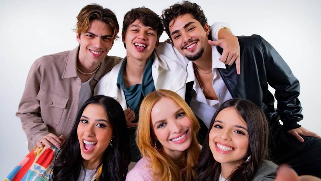 Elenco da série Refollow (Divulgação: SBT/Lourival Ribeiro)