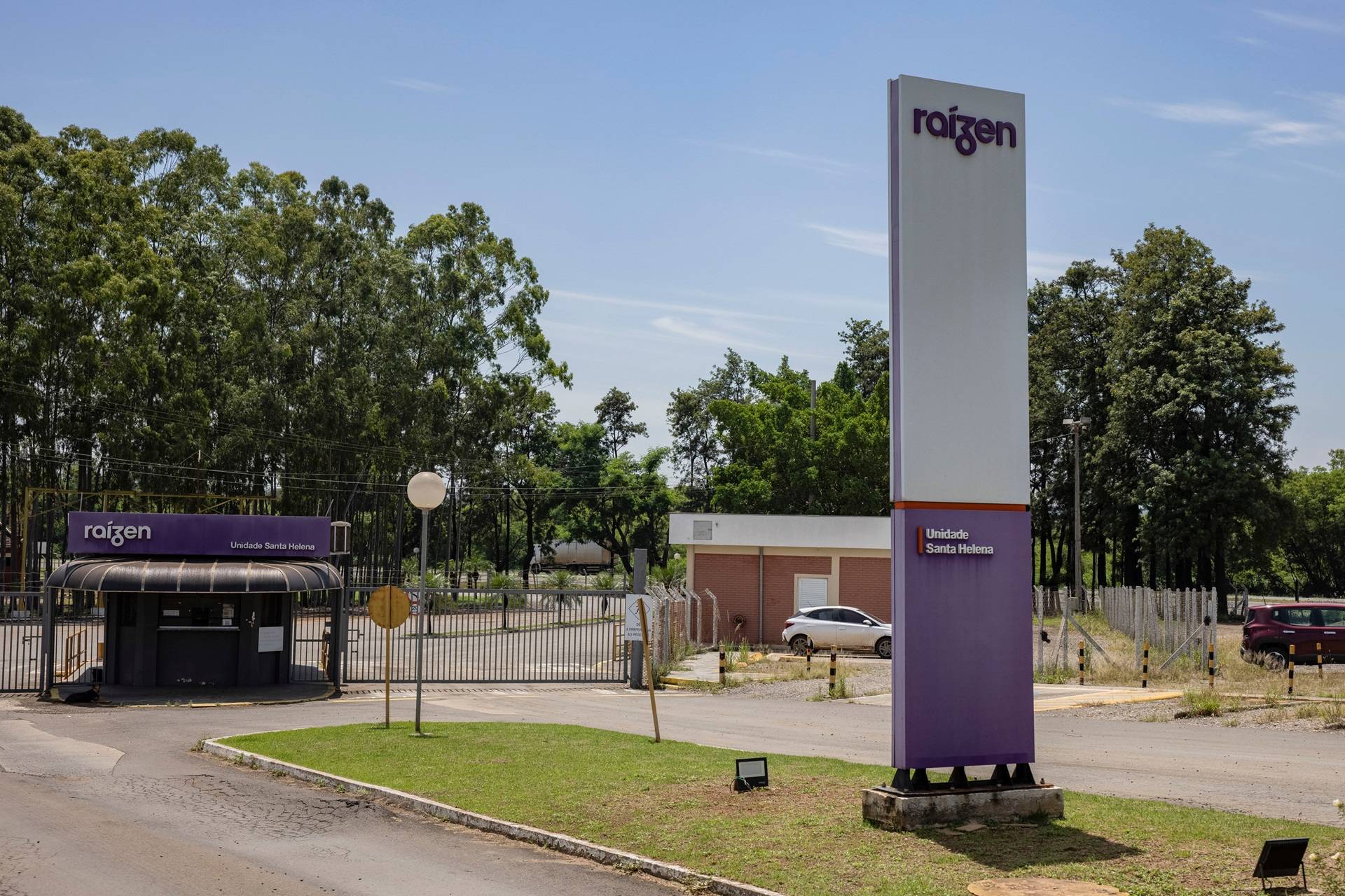 An ethanol processing facility, operated by Raizen SA, in Brazil. Photographer: Victor Moriyama/Bloomberg