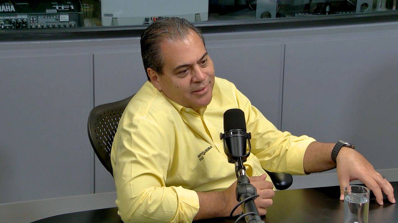 O fundador da Mantiqueira, Leandro Pinto, em participação no podcast Raiz do Negócio, sua estrada entre o campo e a Faria Lima, parceria entre InfoMoney e The AgriBiz (Foto: Reprodução/RDN)