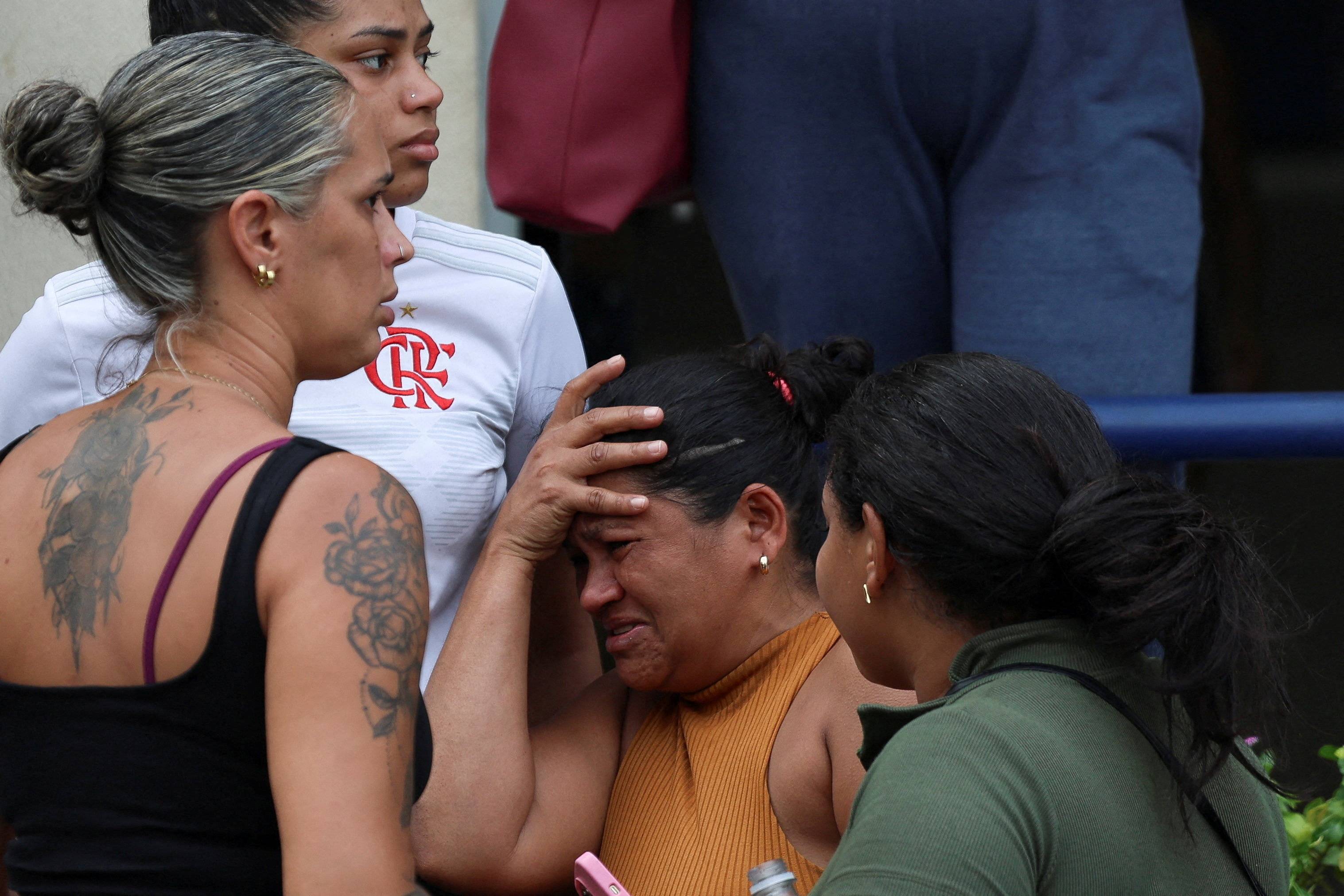 Megaoperação policial contra o Comando Vermelho (CV), a mais fatal da história do Rio, deixou ao menos 64 mortos, sendo quatro policiais