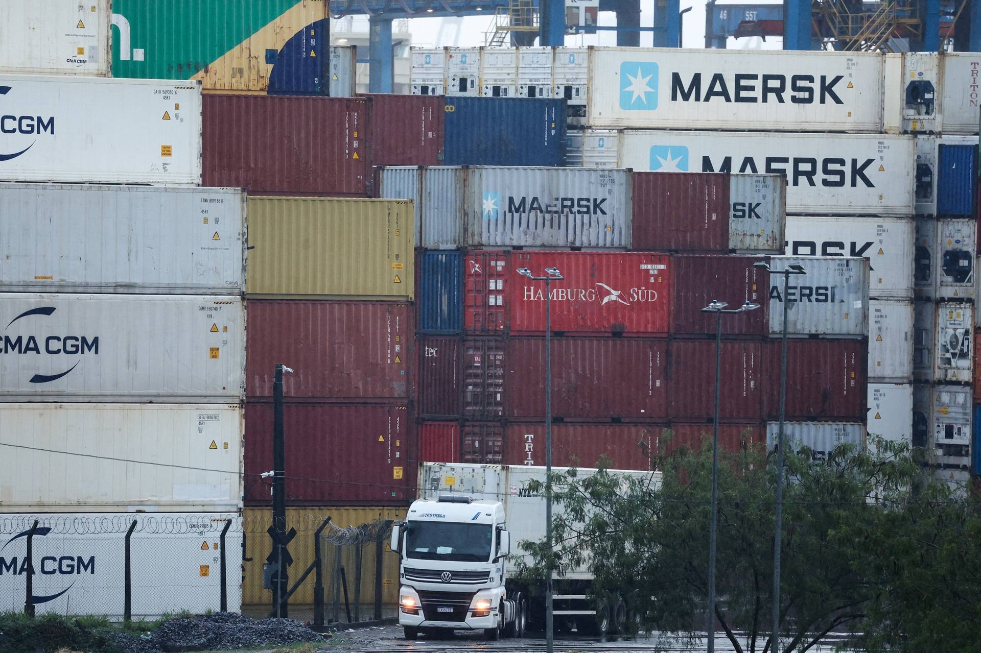 Pátio de contêineres no Porto de Santos, no Estado de São Paulo - 
08/06/2025
(Foto: REUTERS/Jorge Silva)