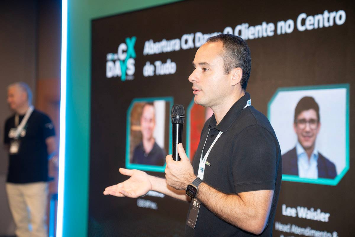 Thiago Maffra, CEO da XP, fala durante CX Days, evento interno da empresa sobre atendimento ao cliente - (Foto: Pedro Moleiro)