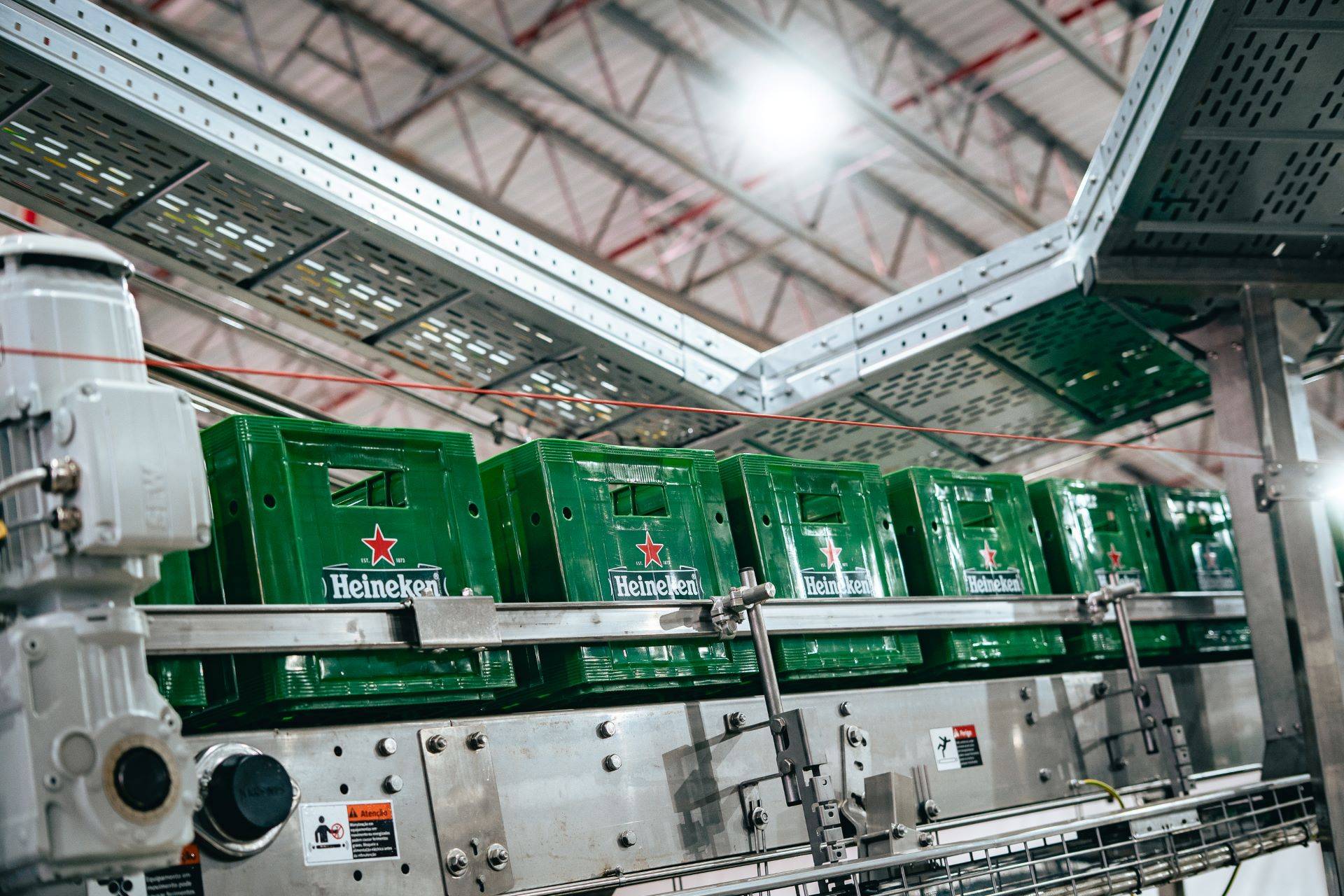 Produção da fábrica da Heineken em Passos (MG). (Foto: Fábio Rezende)