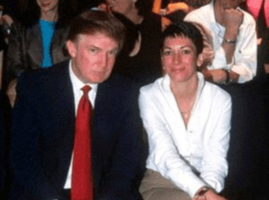 Ghislaine Maxwell e Donald Trump aparecem nesta imagem divulgada pelo Departamento de Justiça em 23 de dezembro de 2025
Departamento de Justiça dos EUA/Divulgação via REUTERS
